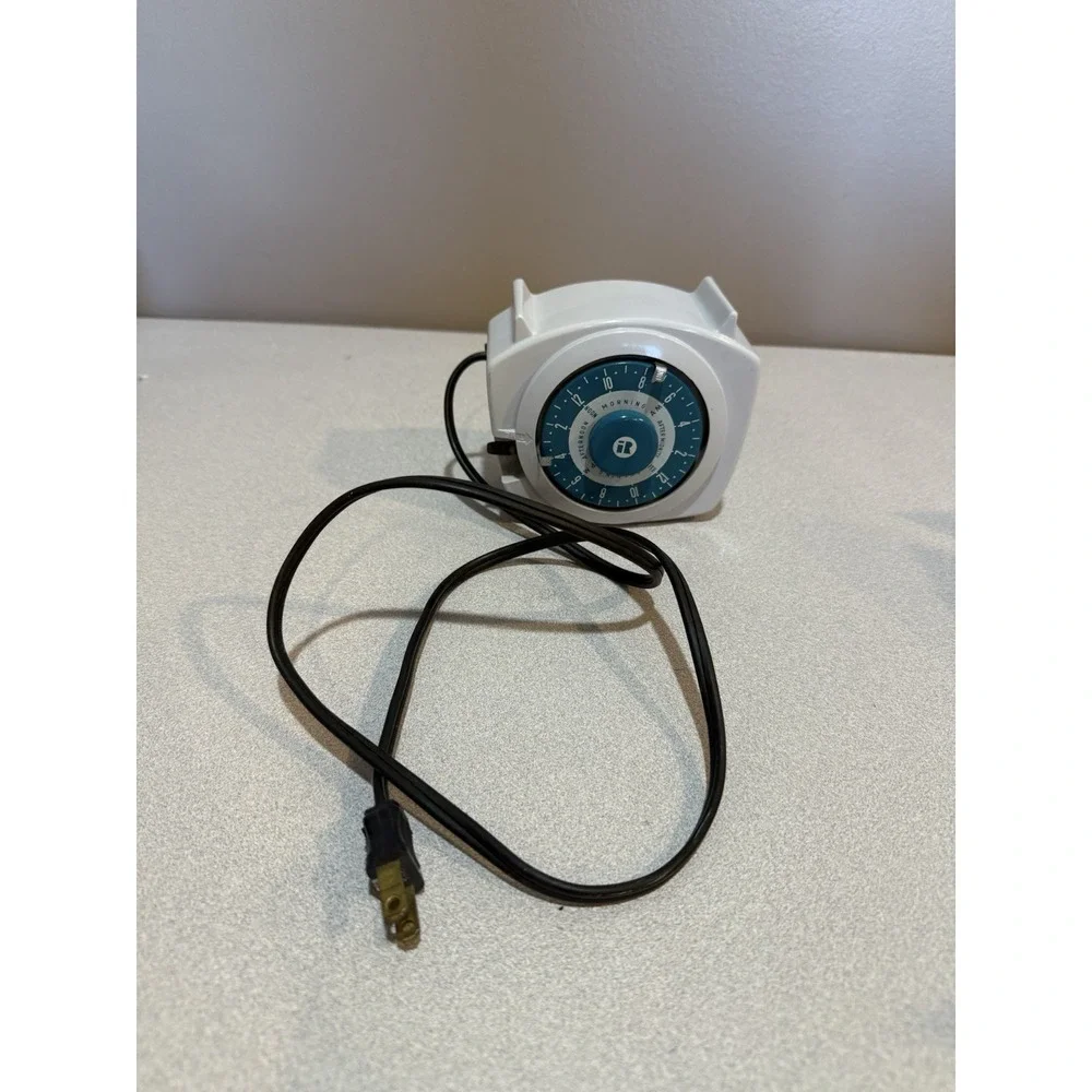 Vintage Intermatic Time-All Lamp Appliance Timer Model A211-4 Teal &‎ Gray